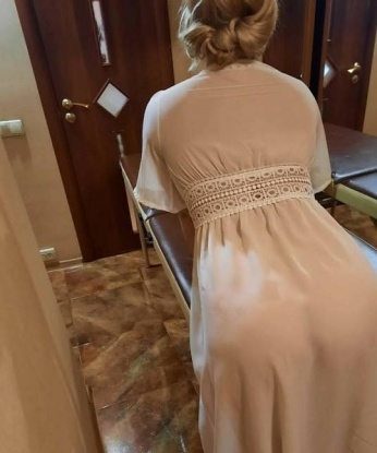Живу в самом сердце Москвы, где всегда есть место для приятных встреч. Мои услуги станут для тебя настоящим открытием: от нежных ласк и эротического массажа до безудержных фантазий и ролевых игр. Я знаю, как раскрыться и доставить настоящее наслаждение. Мои фото соответствуют действительности – оцени сам 😉 Не забудь заглянуть в отзывы, чтобы убедиться в том, что я лучшая в своем деле. 🌟 Жду тебя, чтобы сделать все твои фантазии реальностью. И только в Москве! 🌇💋 Татьяна